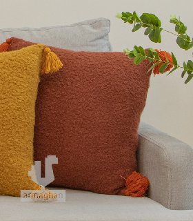 Teddy's-simple-cushion